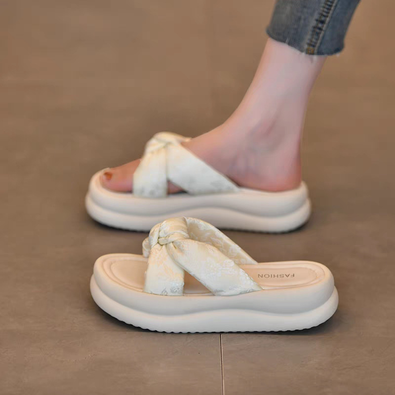 Beige Slippers Fabetzy  | Dames Slippers